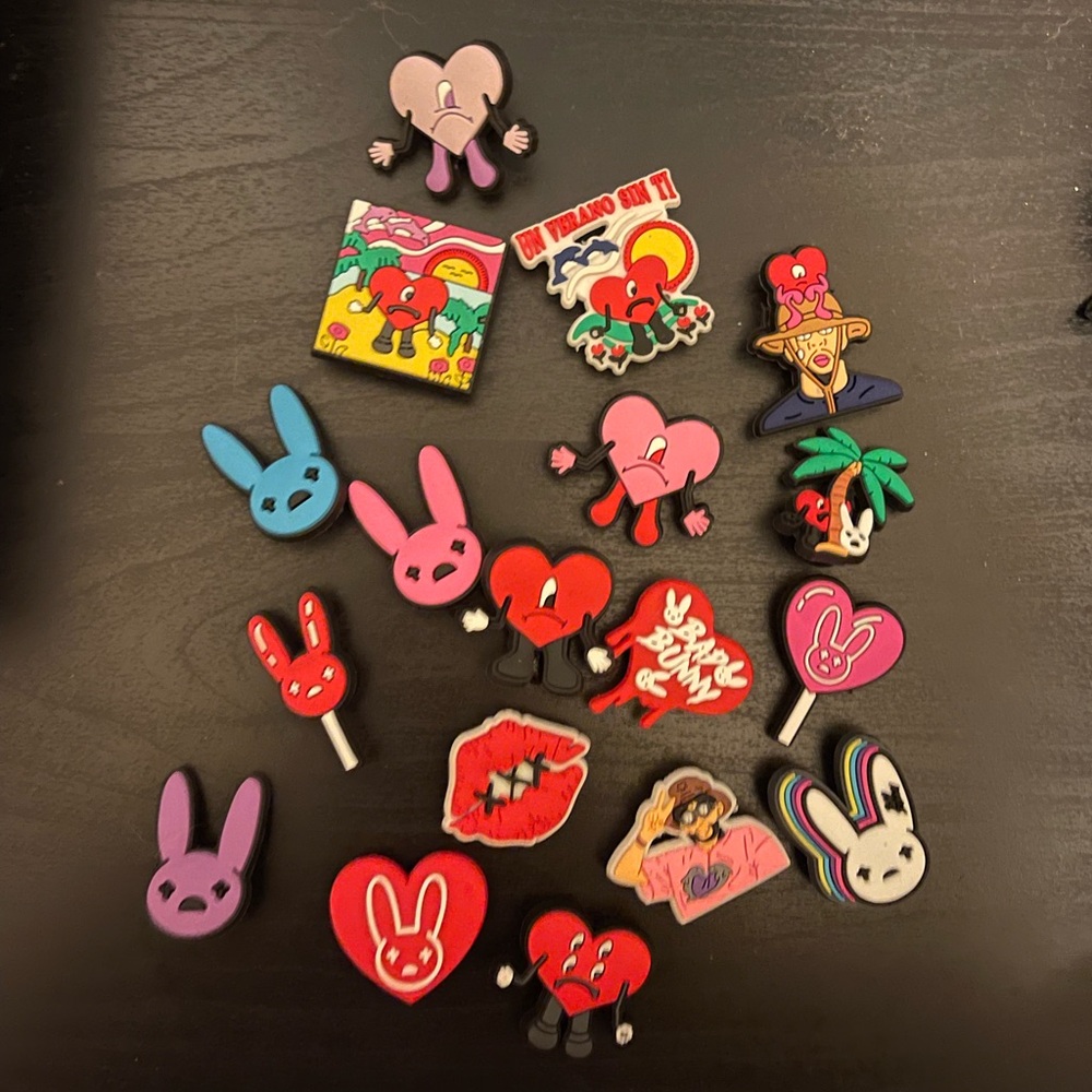 Crocs charms bad bunny